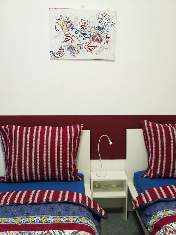 Апартаменты Apartman 4U Centrum + Free Parking Оломоуц Экстерьер фото